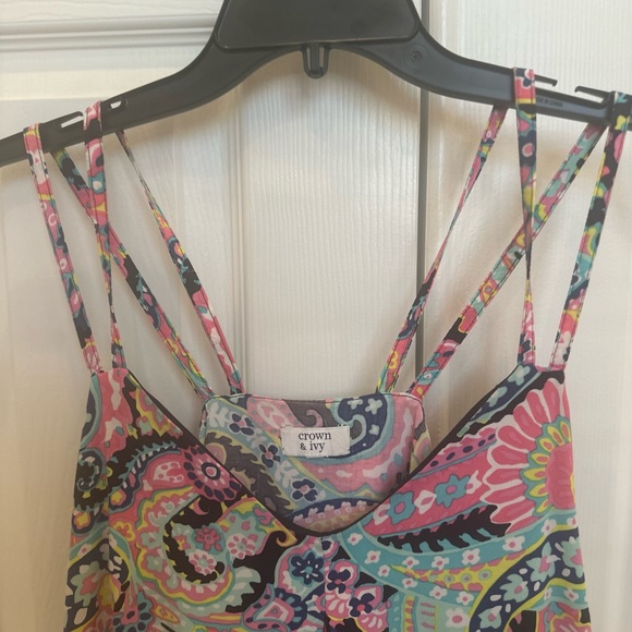 Fun summer top - Picture 4 of 9